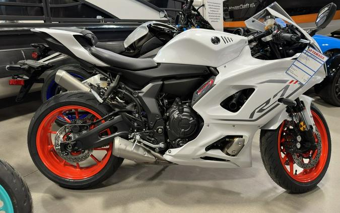 2023 Yamaha YZF-R7 (Motorcycle)