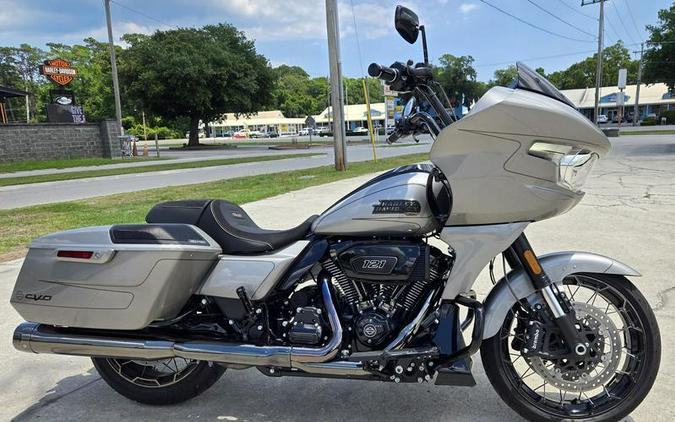 2023 Harley-Davidson CVO Road Glide Review [16 Fast Facts]