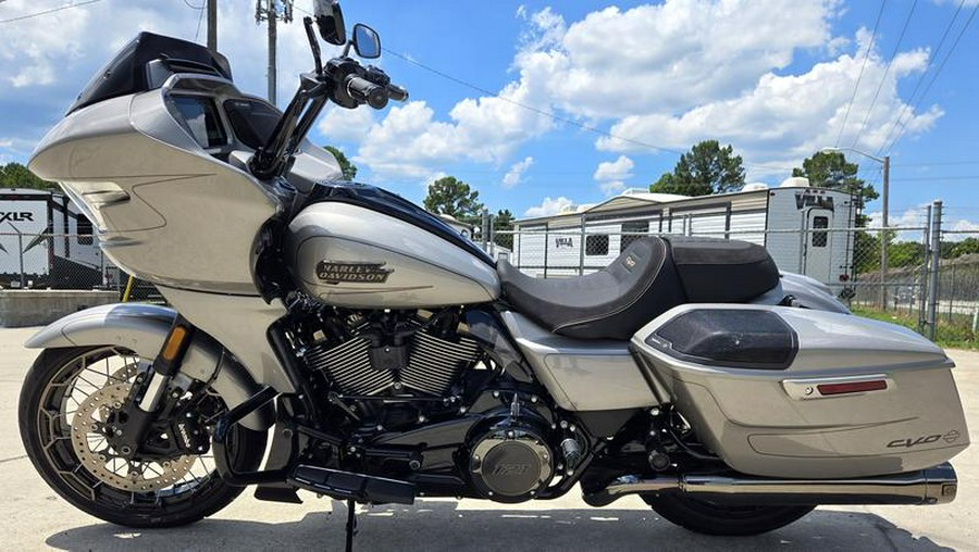 2023 Harley-Davidson® FLTRXSE - CVO™ Road Glide®