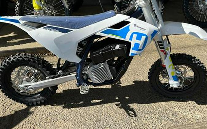 2024 Husqvarna EE 3