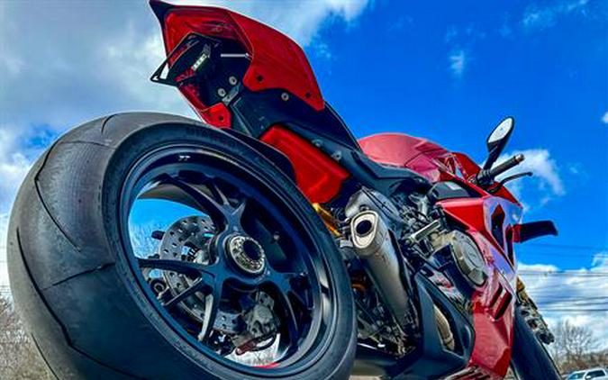 2023 Ducati Panigale V4 S