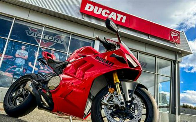 2023 Ducati Panigale V4 S