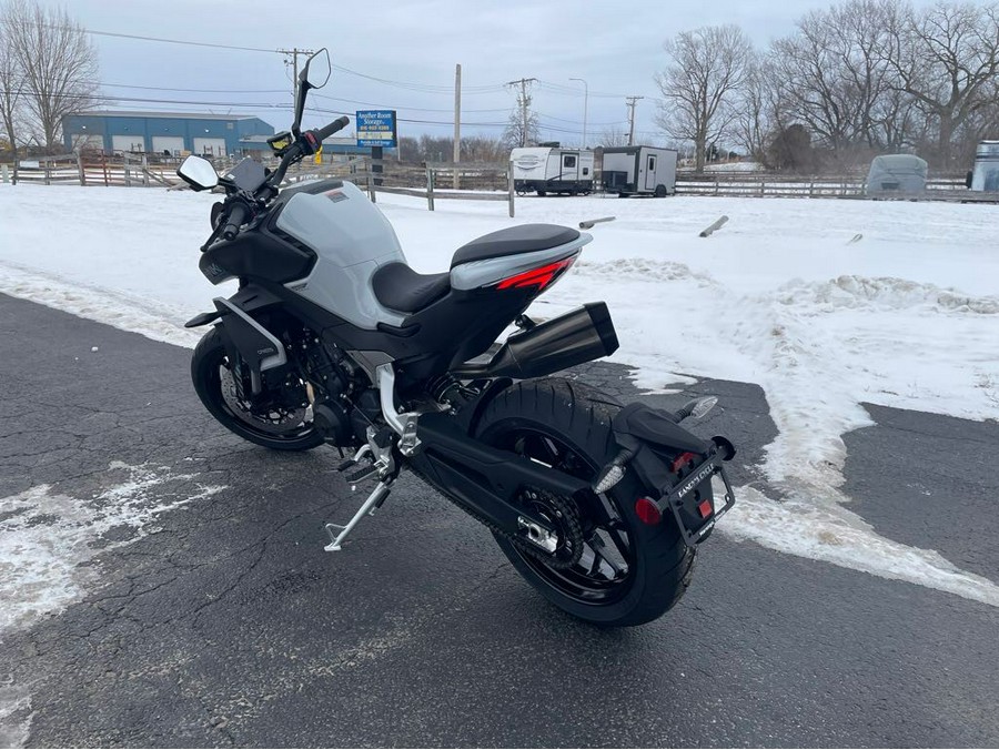 2026 CFMOTO 800NK - AEROLITE GRAY