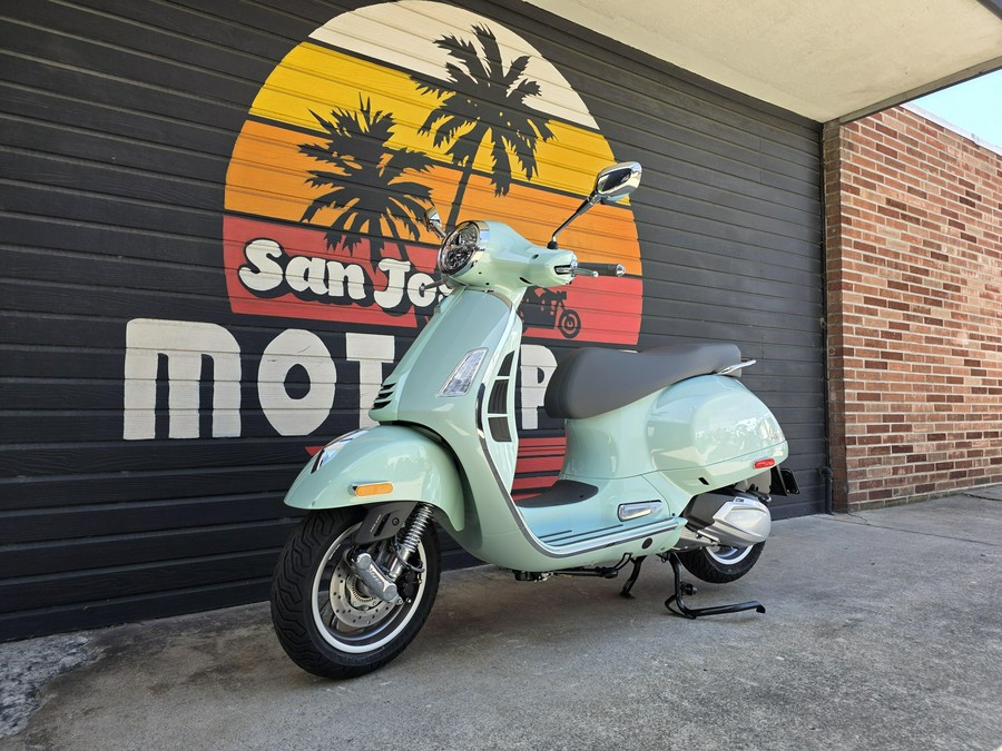 2027 Vespa GTS 310
