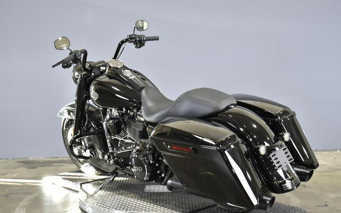 2022 Harley-Davidson Road King Special Vivid Black