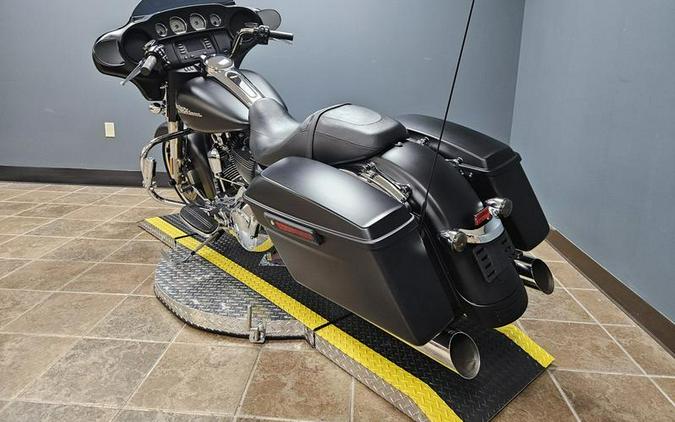 2014 Harley-Davidson® FLHX - Street Glide®