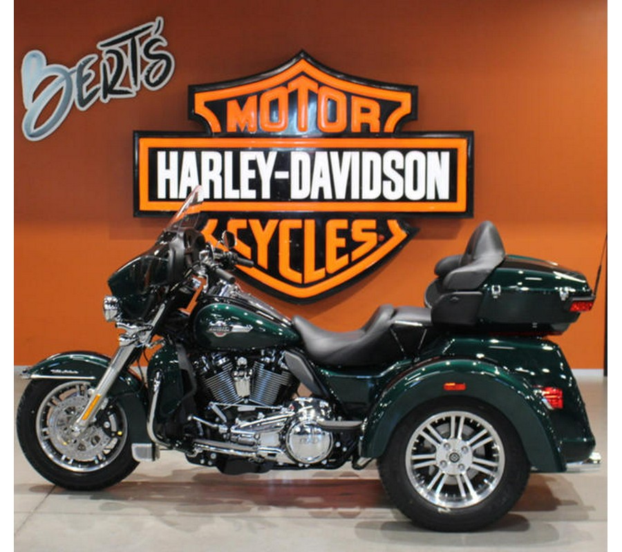 2024 Harley-Davidson® FLHTCUTG - Tri Glide® Ultra