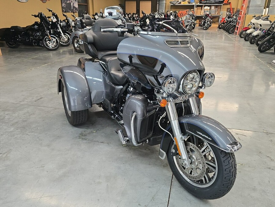 FLHTCUTG 2021 Tri Glide Ultra