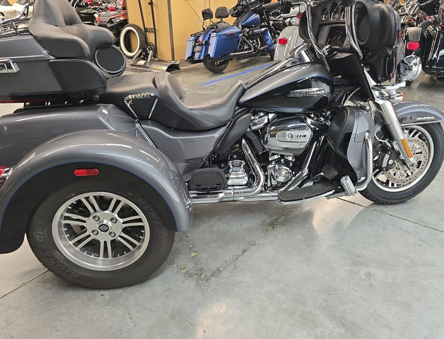 FLHTCUTG 2021 Tri Glide Ultra