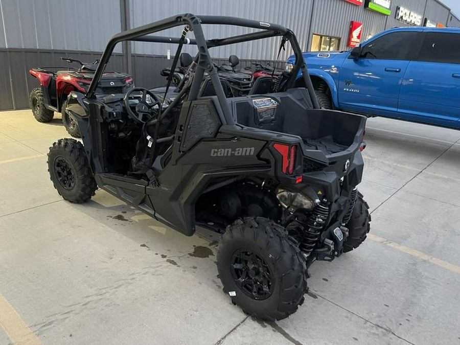 2025 Can-Am® Maverick Trail DPS 700