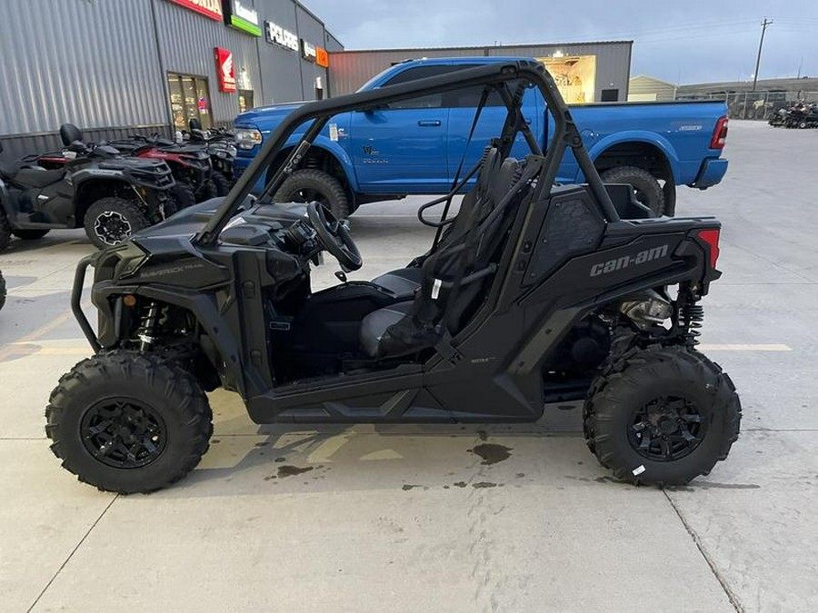 2025 Can-Am® Maverick Trail DPS 700