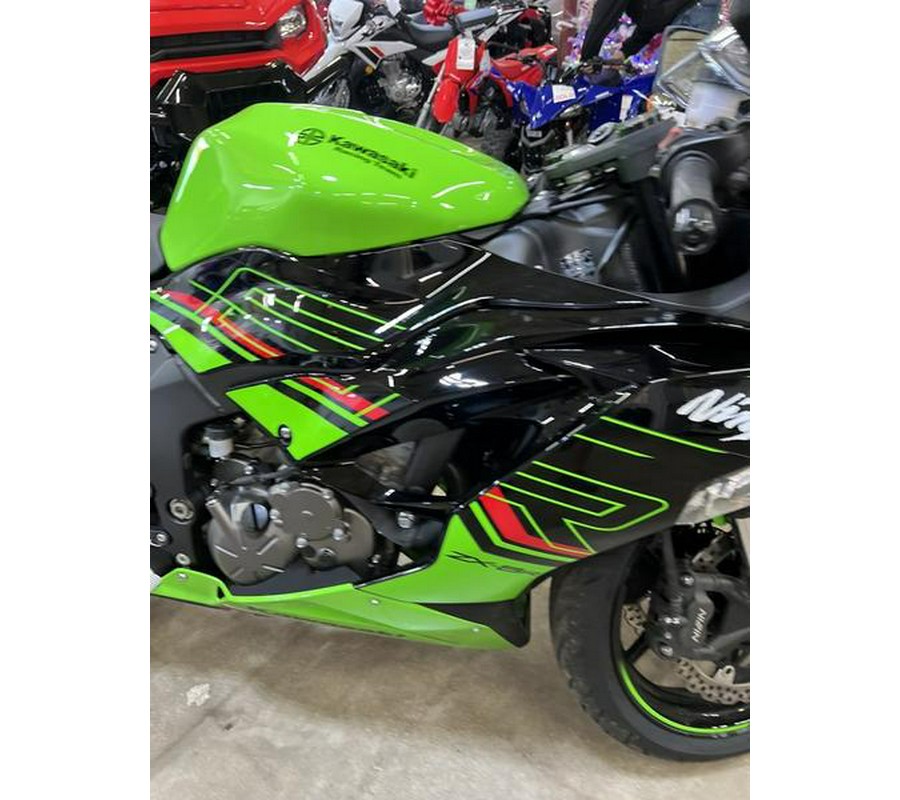 2023 Kawasaki ZX636HPFAN