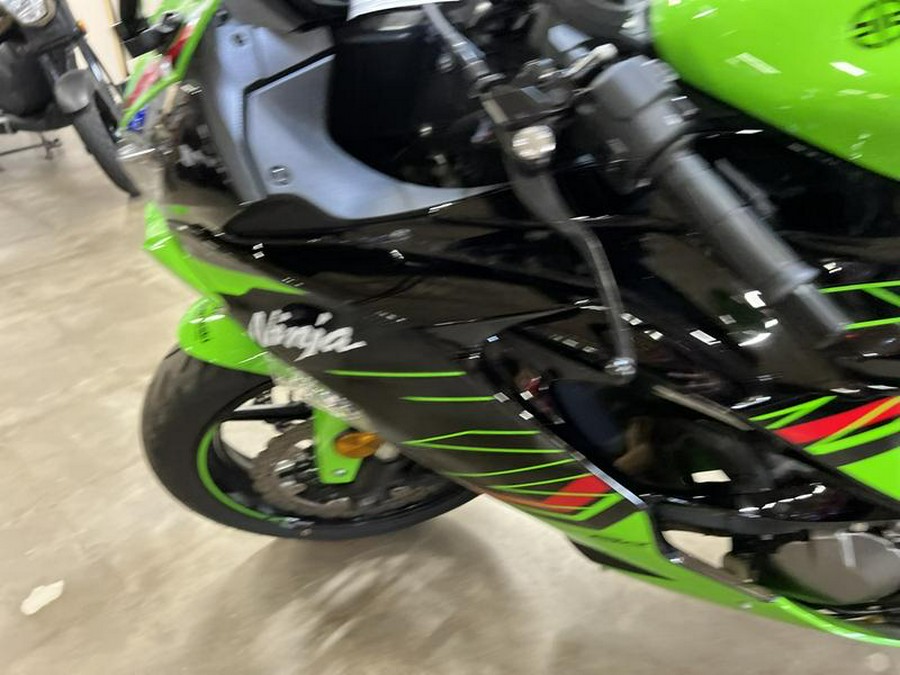 2023 Kawasaki ZX636HPFAN