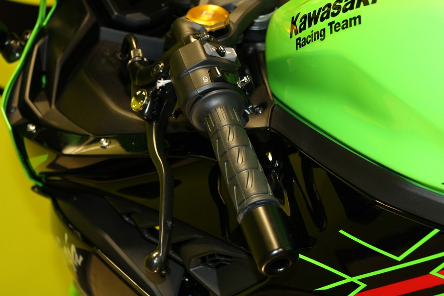 2024 Kawasaki NINJA ZX-4RR KRT ABS / ZX400PRFNL