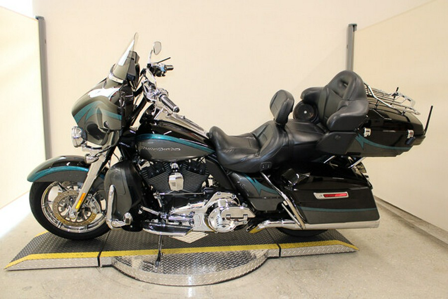 Used 2015 Harley-Davidson CVO Ultra Limited FLHTKSE Motorcycle For Sale In Miami, Florida
