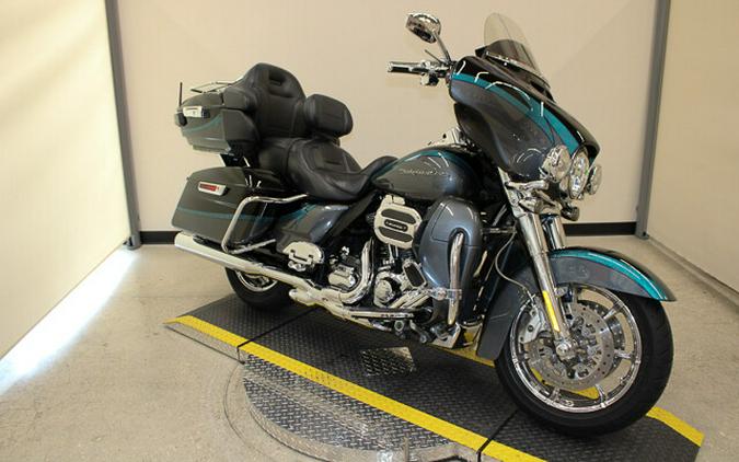 Used 2015 Harley-Davidson CVO Ultra Limited FLHTKSE Motorcycle For Sale In Miami, Florida
