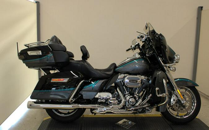 Used 2015 Harley-Davidson CVO Ultra Limited FLHTKSE Motorcycle For Sale In Miami, Florida