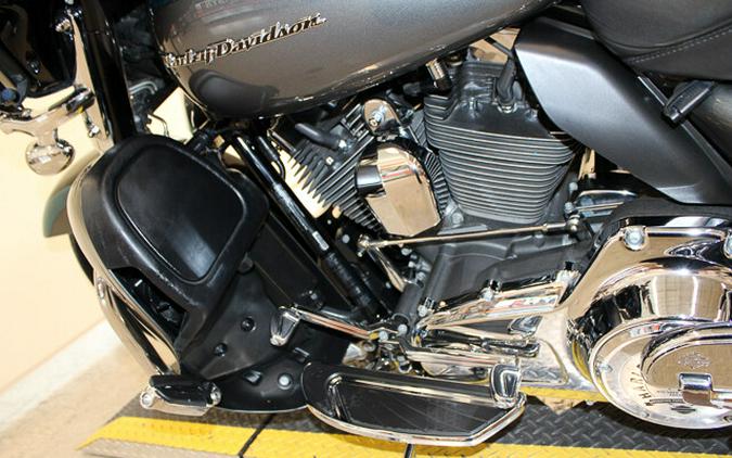 Used 2015 Harley-Davidson CVO Ultra Limited FLHTKSE Motorcycle For Sale In Miami, Florida