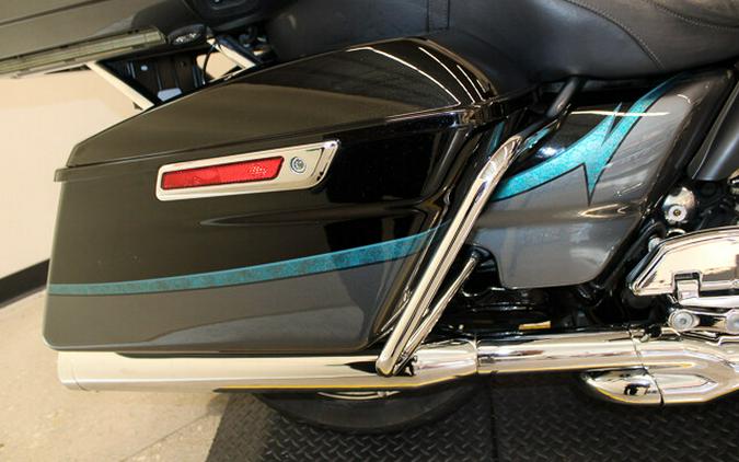 Used 2015 Harley-Davidson CVO Ultra Limited FLHTKSE Motorcycle For Sale In Miami, Florida