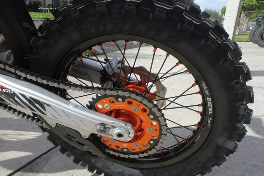 2026 KTM XC 300 W Hardenduro