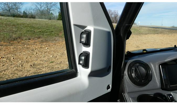 2025 Kawasaki RIDGE Limited HVAC