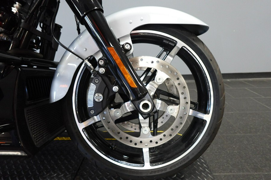 2024 Harley-Davidson Street Glide FLHX