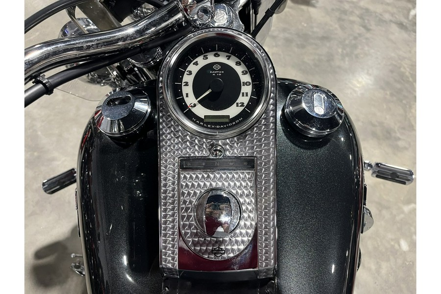 2005 Softail Deluxe - Harley-Davidson®
