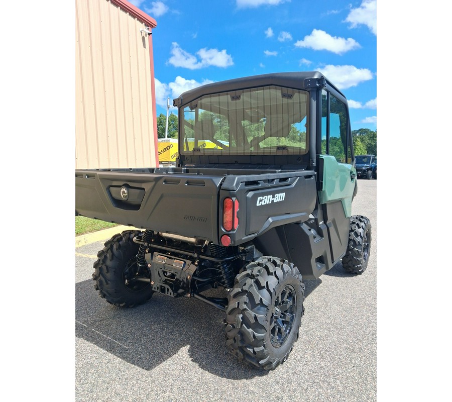 2026 Can-Am Defender DPS CAB HD10