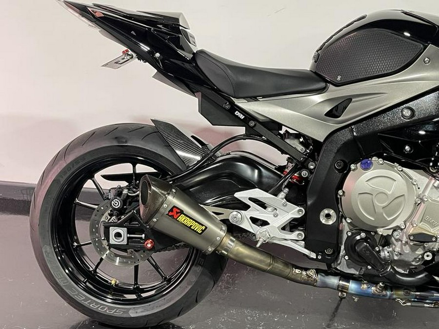 2016 BMW S 1000 R Racing Red