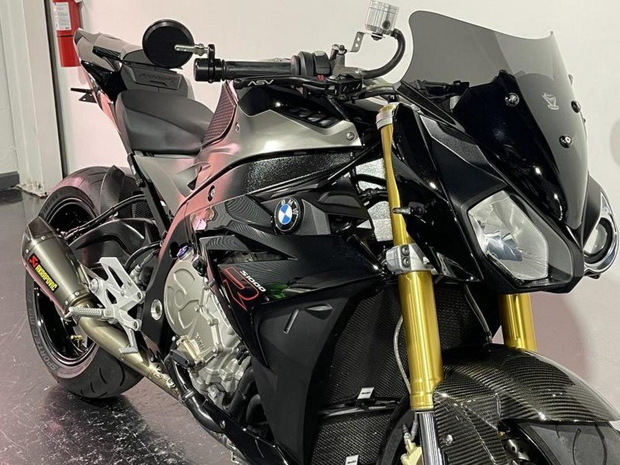 2016 BMW S 1000 R Racing Red