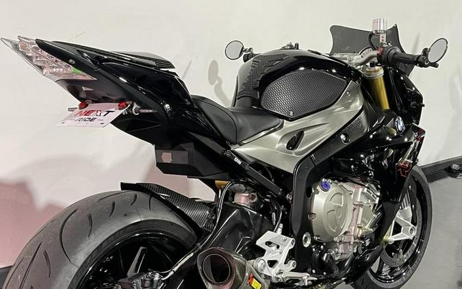 2016 BMW S 1000 R Racing Red