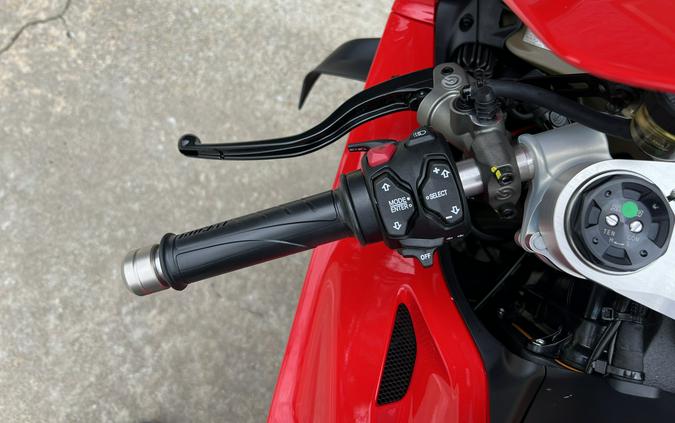 2024 Ducati Panigale V4