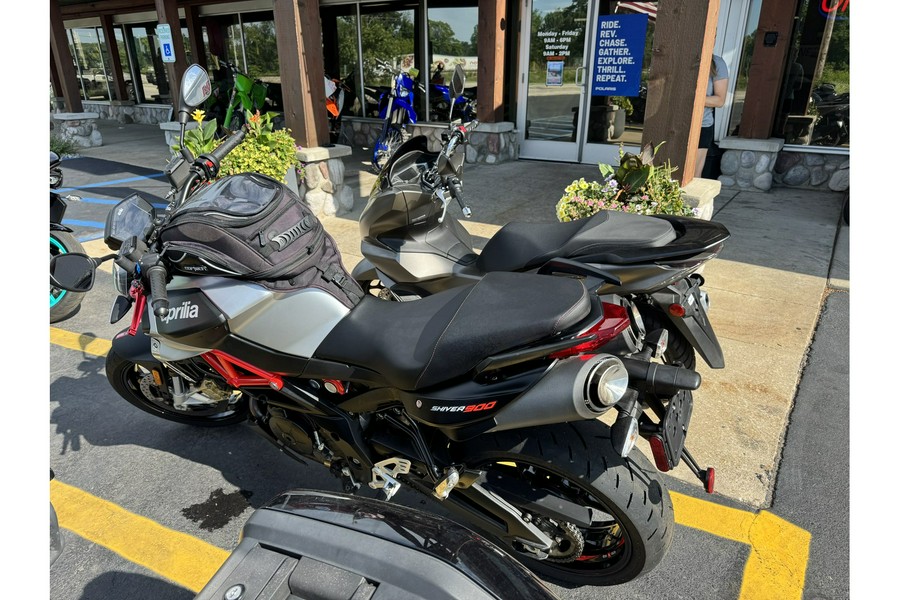 2018 Aprilia SHIVER 900