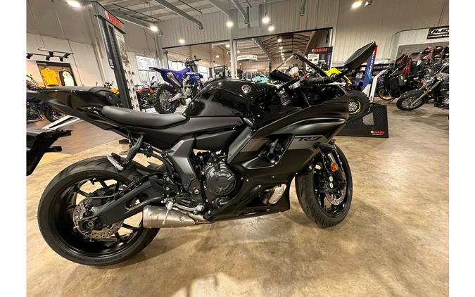 2025 Yamaha YZF-R7