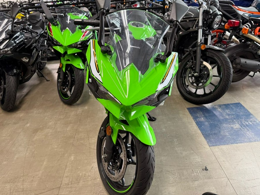 2025 Kawasaki Ninja® 500 Base