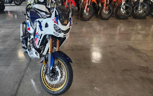 2024 Honda® Africa Twin Adventure Sports ES DCT