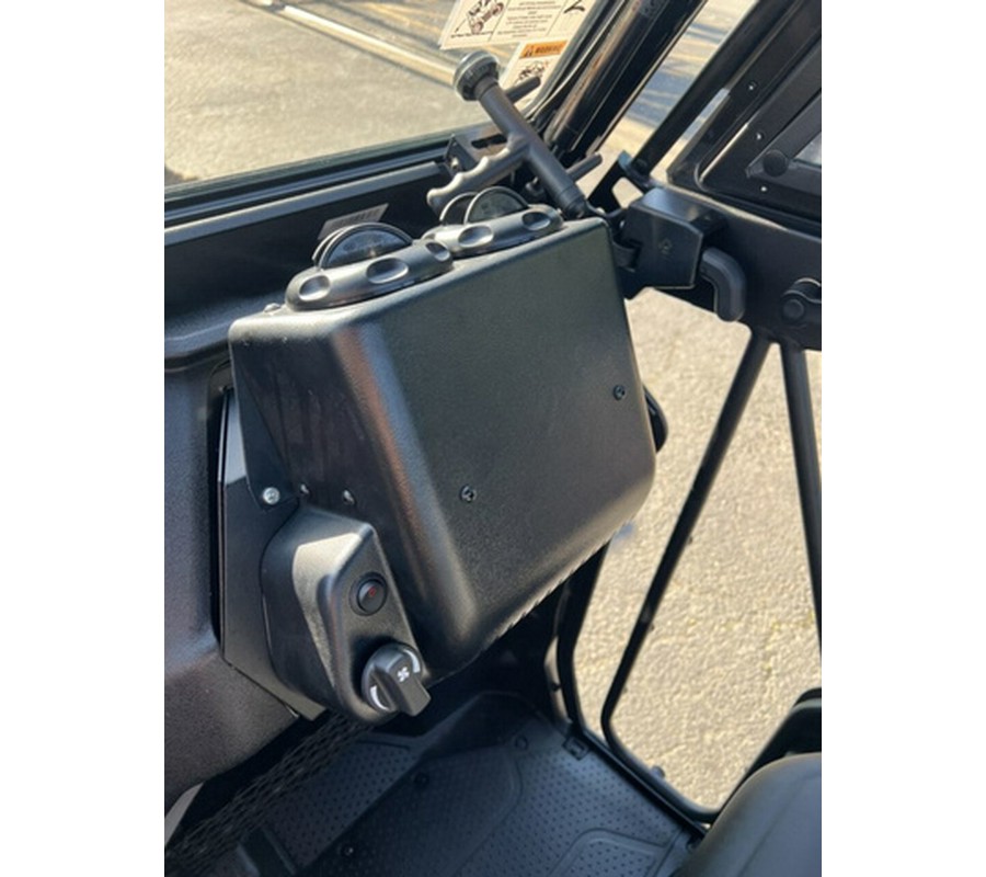 2024 Honda Pioneer 1000 Deluxe