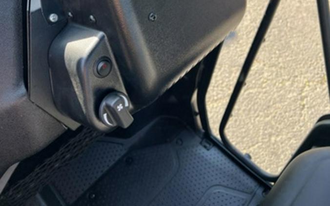 2024 Honda Pioneer 1000 Deluxe