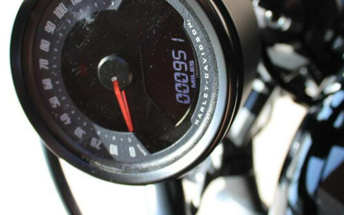 Harley-Davidson® Nightster™ 2025 Vivid Black