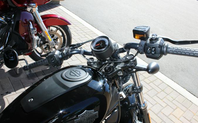 Harley-Davidson® Nightster™ 2025 Vivid Black