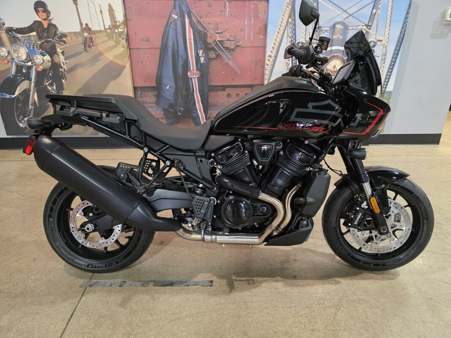 RA1250ST 2026 Pan America 1250 ST