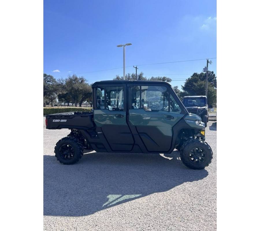 2026 Can-Am® Defender MAX DPS CAB HD10