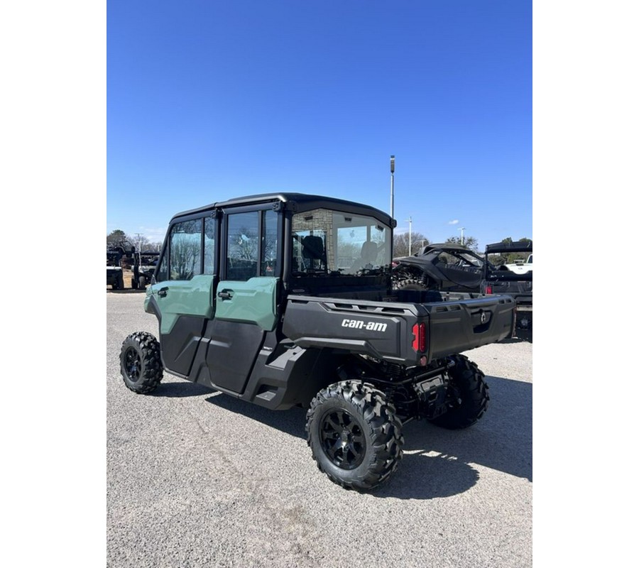 2026 Can-Am® Defender MAX DPS CAB HD10