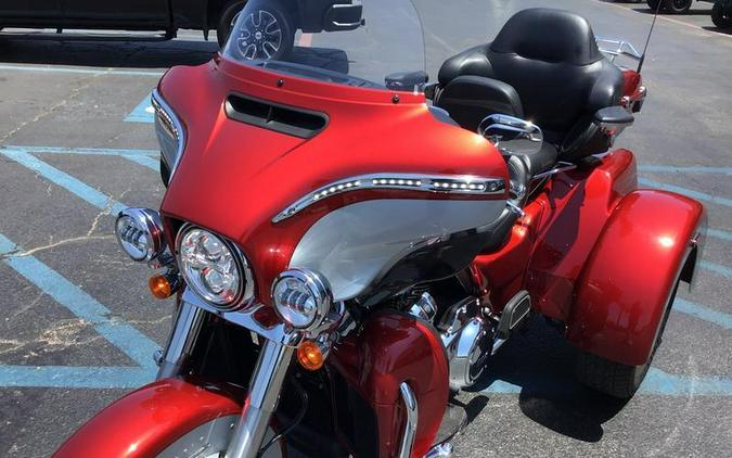 2019 HARLEY TRI GLIDE ULTRA CLASSIC