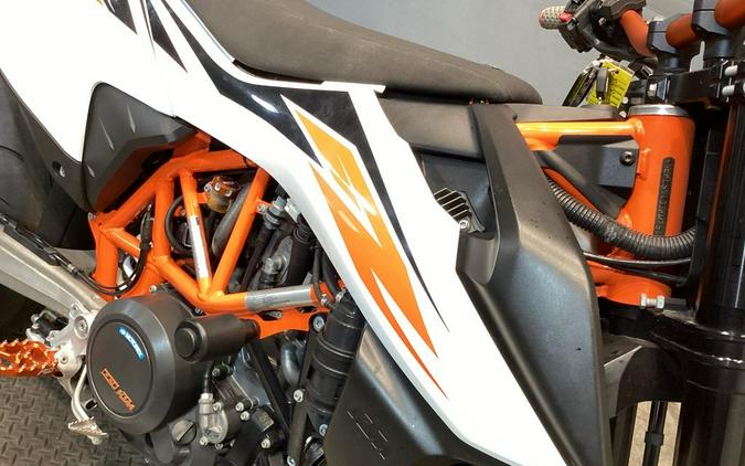 2019 KTM 690 SMC R