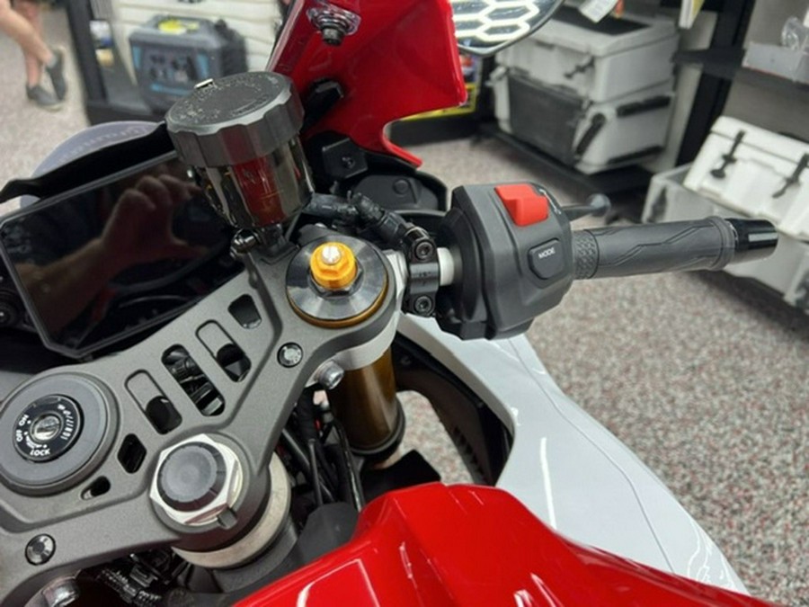 2026 Yamaha YZF R7 70Th Anniversary Edition