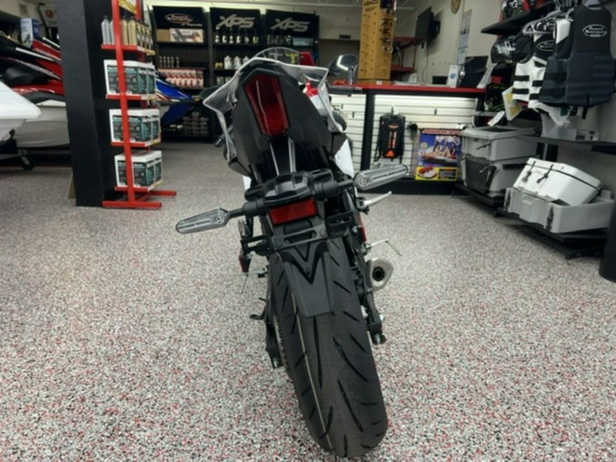 2026 Yamaha YZF R7 70Th Anniversary Edition
