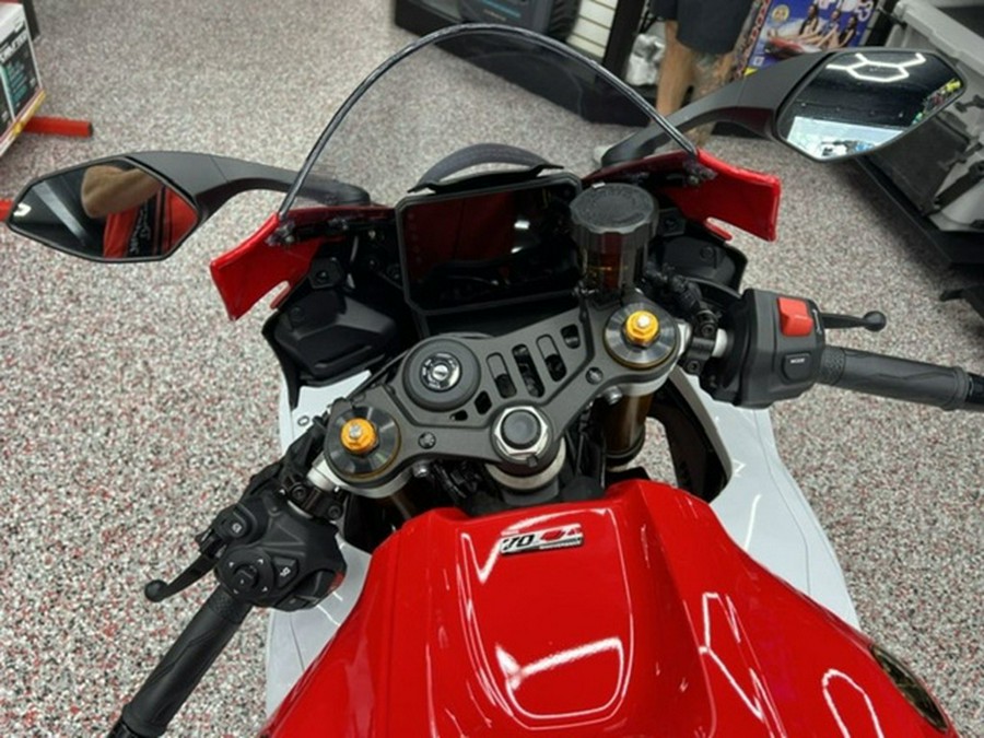 2026 Yamaha YZF R7 70Th Anniversary Edition