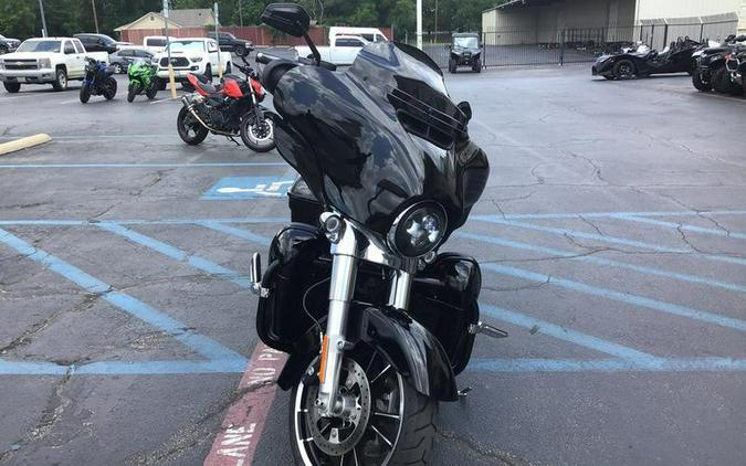 2022 HARLEY STREET GLIDE