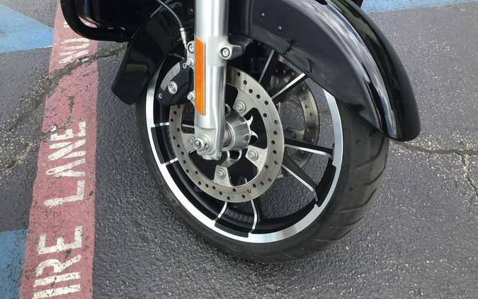 2022 HARLEY STREET GLIDE